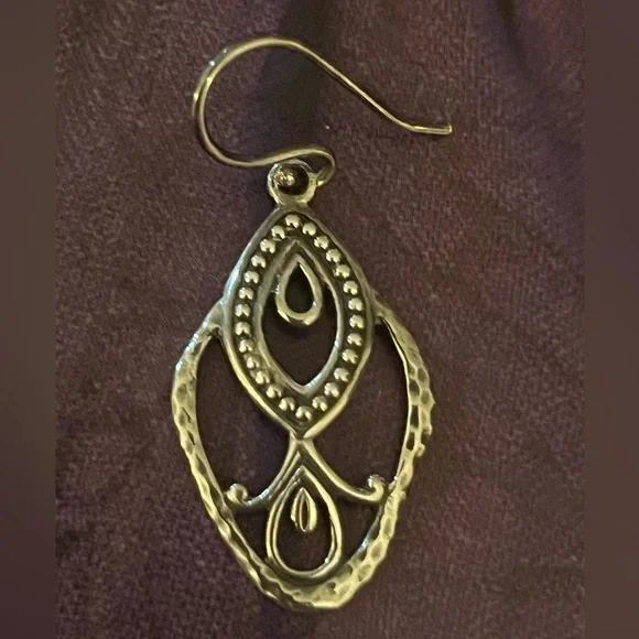 Silpada SINGLE EARRING ONLY Art Decor Earring - Picture 2 of 2